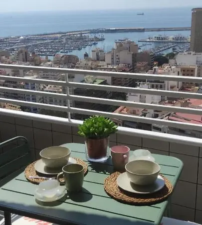 Estudio Con Impresionantes Vistas En Centro *