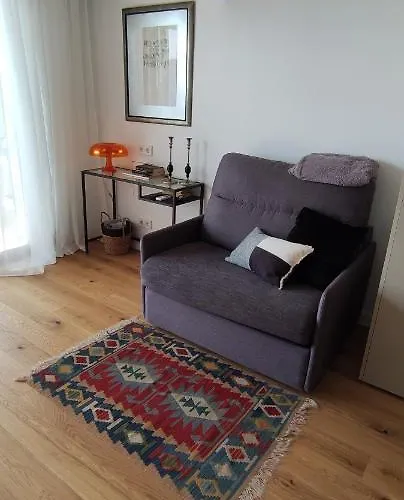 22nd Floor Skyline Panoramic Sea&city Views *