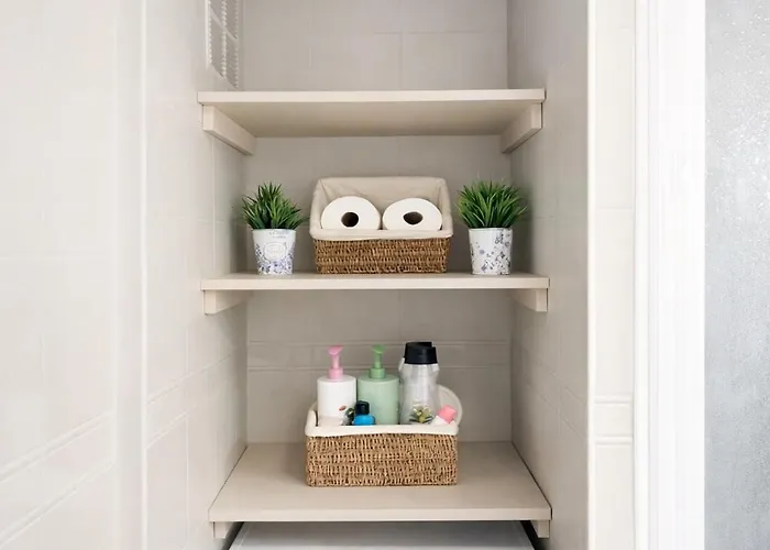 22nd Floor Skyline Panoramic Sea&city Views